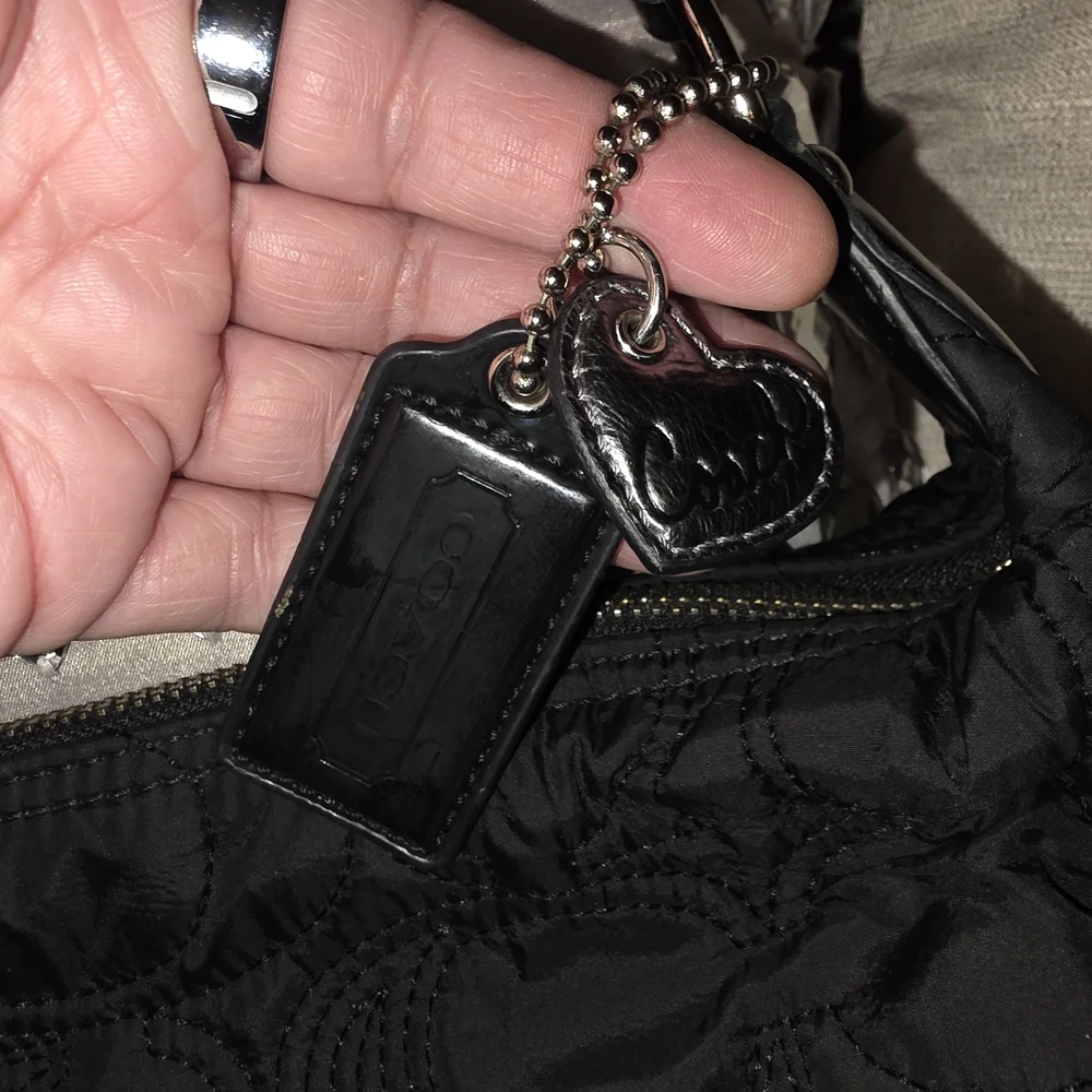 Coach Black Shoulder Bag - Picture 3 of 10